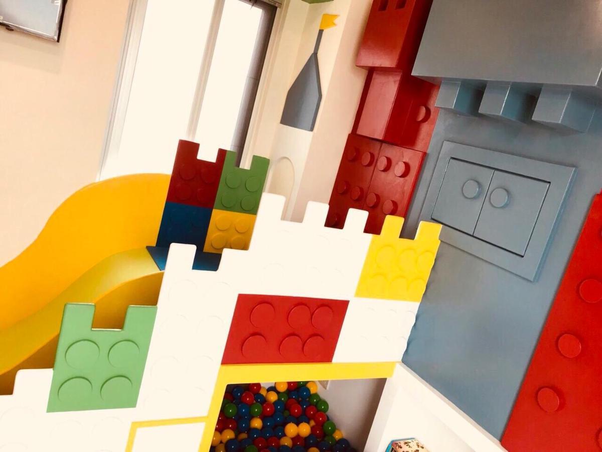 Fun Holiday Family Hostel 台南 エクステリア 写真