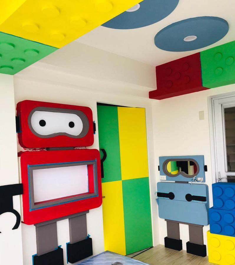 Fun Holiday Family Hostel 台南 エクステリア 写真