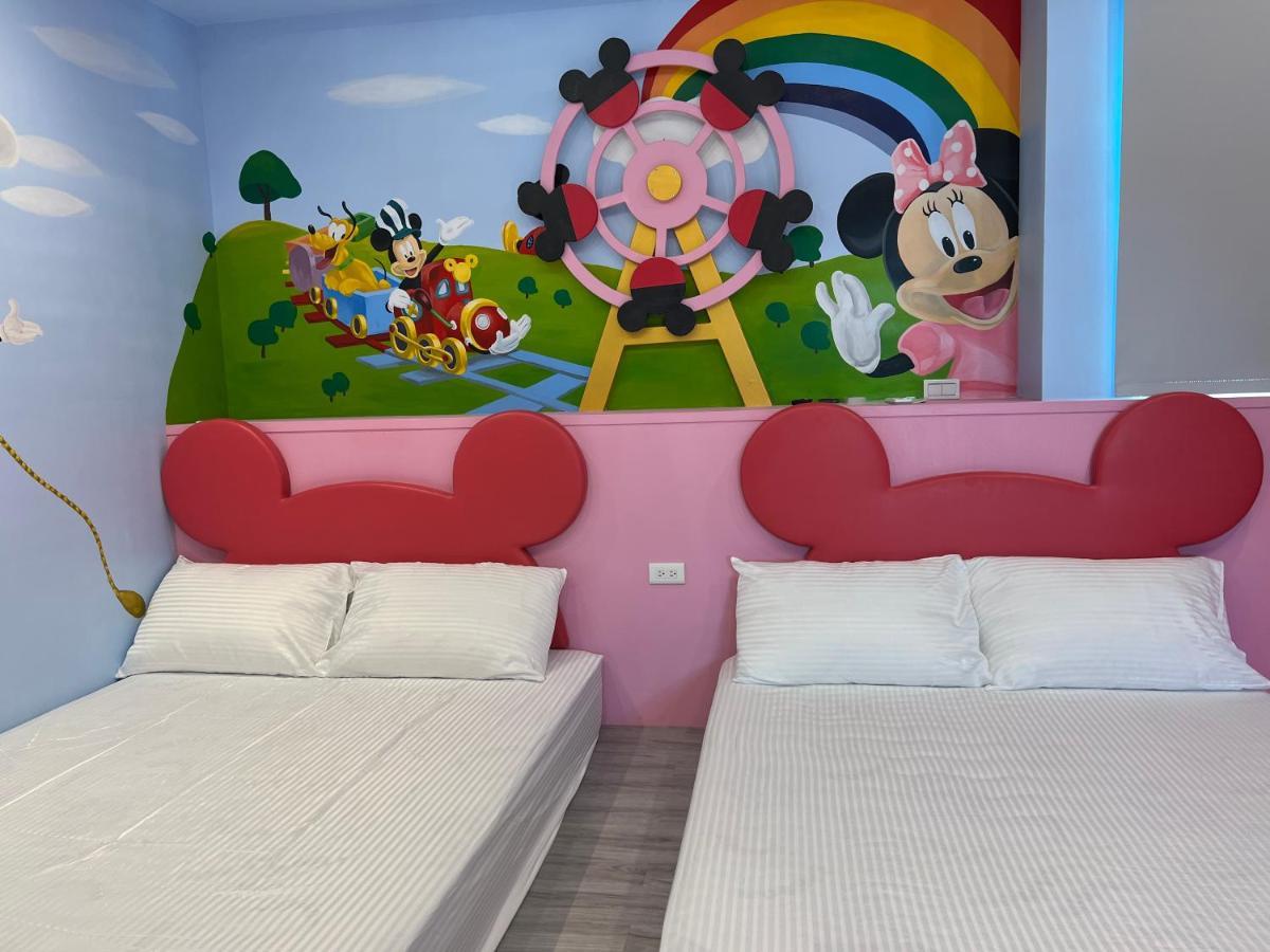 Fun Holiday Family Hostel 台南 エクステリア 写真